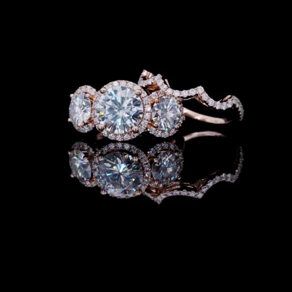 Stunning wedding ring set in 4 ct tw 14kt solid - Picture 2 of 4